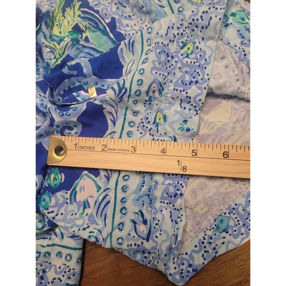 🌴 Lilly Pulitzer Shorts – XS Blue “Current” Print | Coastal Resort Style | EUC - Picture 7 of 9